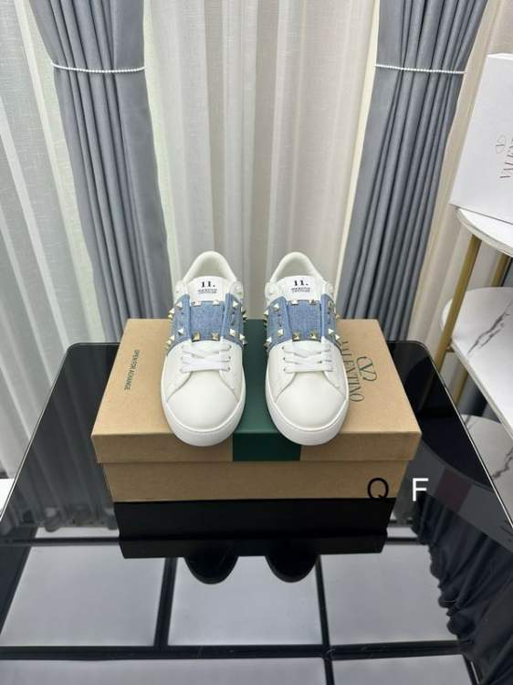 Picture of Valentino Shoes _SKUValentinosz35-45TF080420039